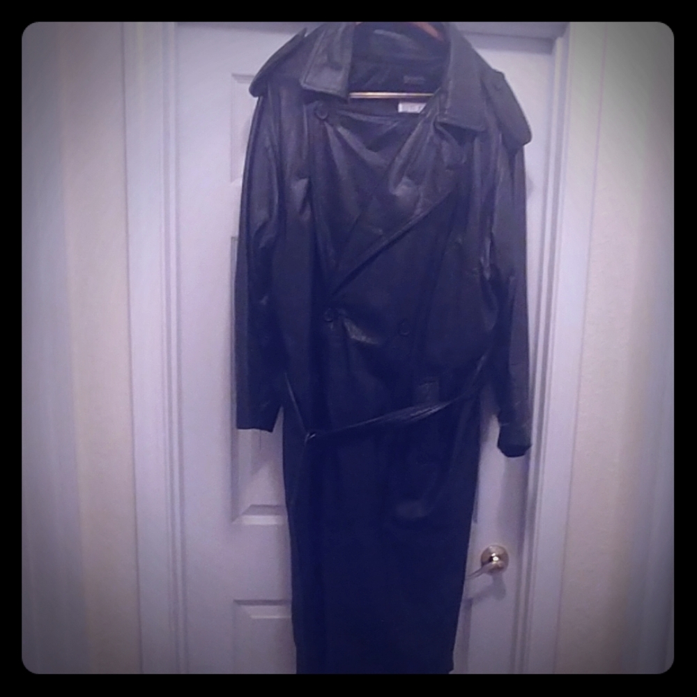 Men's Pelle Studio leather trench coat